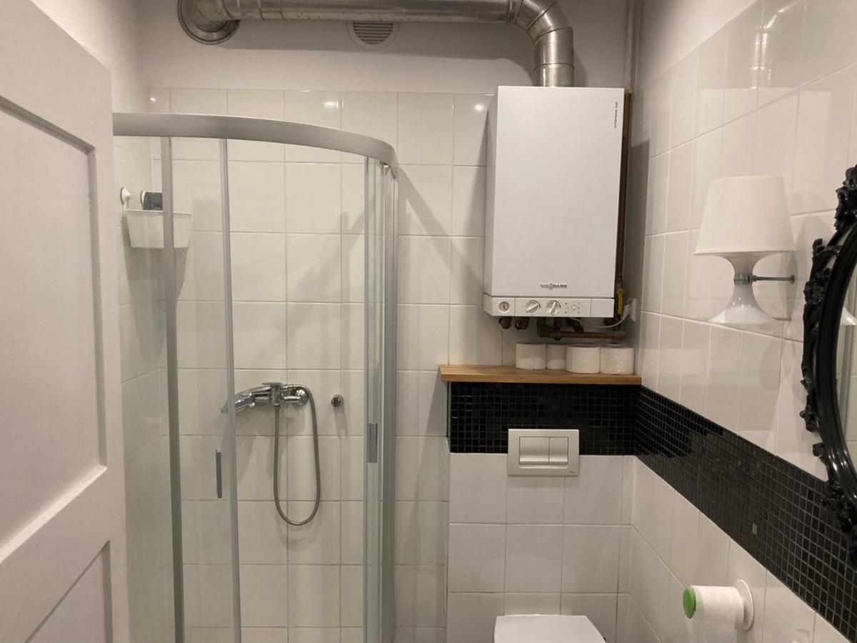 Ferienwohnung Dwuosobowy Pokoj W Mieszkaniu Czteropokojowym W Centrum Gdyni. Gdynia Exterior foto